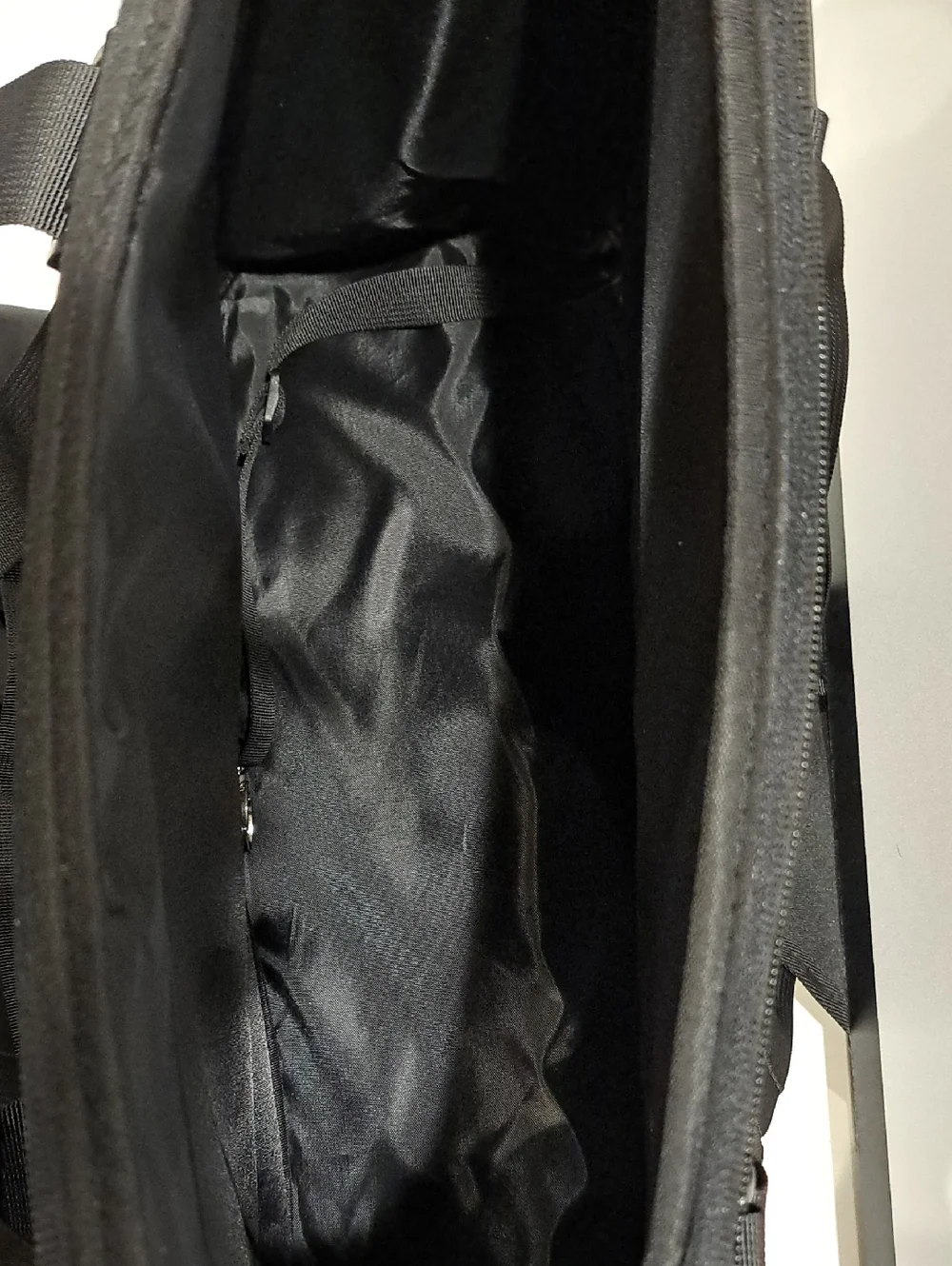 NWOT NIB BurgeonNest Pet Purse Carrier Black PTB- QXWS-US